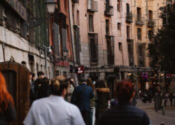 ‘Ande, ande, ande… La Marimorena’: la taberna madrileña que inspiró el villancico que hace la competencia a Mariah Carey