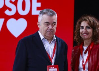Cerdán asegura a Junts que el PSOE cumplirá lo acordado para salvar los presupuestos