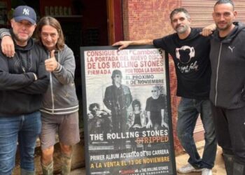 La mayor colección de carteles de rock en España se salva de la DANA