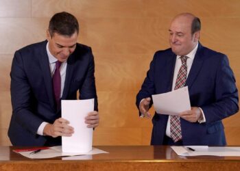 El Gobierno restituye al PNV el edificio del Instituto Cervantes en París y le pagará un alquiler