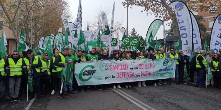Muface aterriza en la reunión entre Sanidad y las comunidades autónomas en su momento más incierto