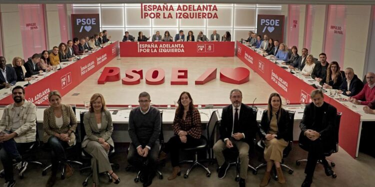 Ferraz empuja a los ministros Óscar López y Pilar Alegría a Madrid y Aragón y retira de la batalla a Ana Redondo