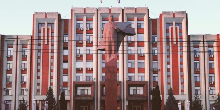 ‘Amarás a Putin sobre todas las cosas’: 24 horas en Transnistria, la última república comunista de Europa que sueña con Rusia