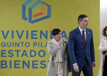 Sánchez endurece la compra de vivienda a extranjeros de fuera de la UE y anuncia beneficios fiscales para fomentar el alquiler