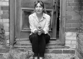 Sheila Heti, la reina de la ‘nueva sinceridad’, publica su diario por orden alfabético