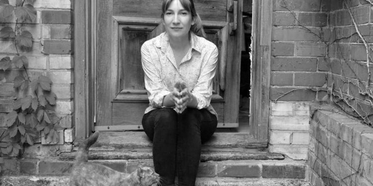 Sheila Heti, la reina de la ‘nueva sinceridad’, publica su diario por orden alfabético