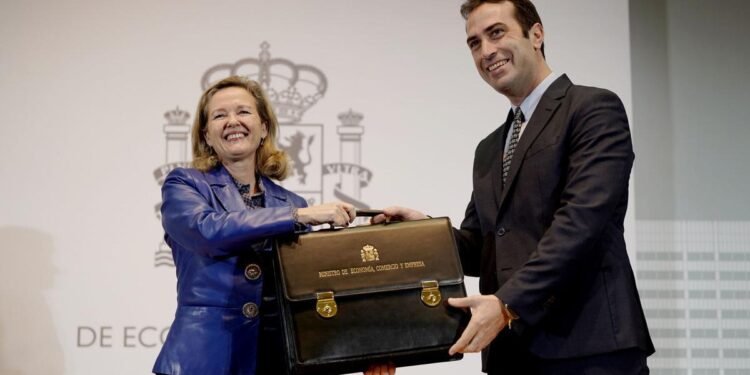 Yolanda Díaz reedita con Cuerpo las tensiones que ya vivió con Calviño: ‘Él va en deportivas, pero es igual que ella’