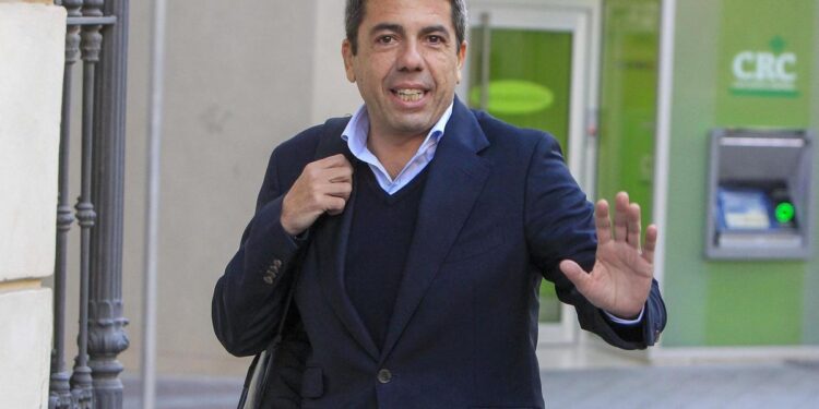 Mazón afirma haber mantenido entre 15 y 17 conversaciones telefónicas en las horas críticas de la DANA