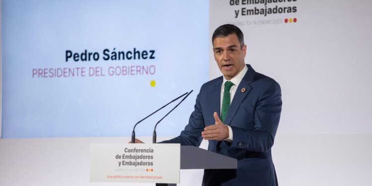 Moncloa desafía la presión de Junts al ver inviable una moción de censura con el PP