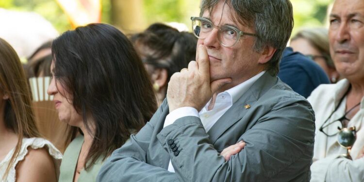 El Gobierno defiende que cumple sus acuerdos con Junts tras plantarse ante Puigdemont en la cuestión de confianza