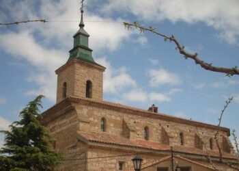 El bonito pueblo de Teruel rodeado de ‘ojos’ donde el agua emana por debajo de las casas