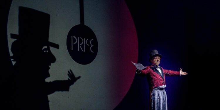 Nueva temporada del Teatro Circo Price: magia, talleres y libros, pero poco circo hecho en España
