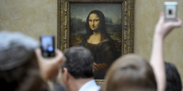 Inundaciones, goteras y sobreturismo: el Louvre pide ayuda urgente para no morir de éxito