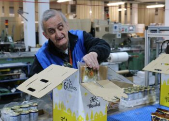 Las cestas de Navidad solidarias que devuelven el ‘orgullo’ a personas en riesgo de exclusión social