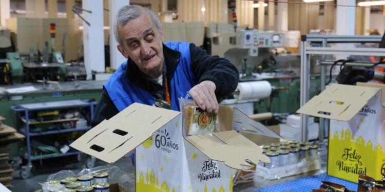 Las cestas de Navidad solidarias que devuelven el ‘orgullo’ a personas en riesgo de exclusión social