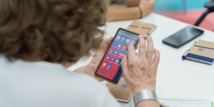 ¿Cómo se clona un dispositivo móvil? La clave detrás del popular procedimiento en las investigaciones policiales