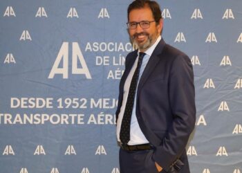 Las aerolíneas respaldan la red de Aena pese a los ataques de Ryanair: ‘Tenemos 47 aeropuertos que no cuestan ni un euro al ciudadano’