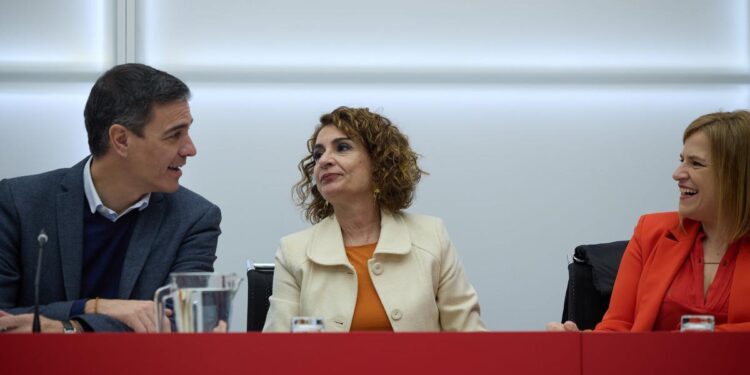El PSOE pide tiempo para ‘arreglar’ con Junts el decreto ómnibus: ‘La pelota está en su tejado’