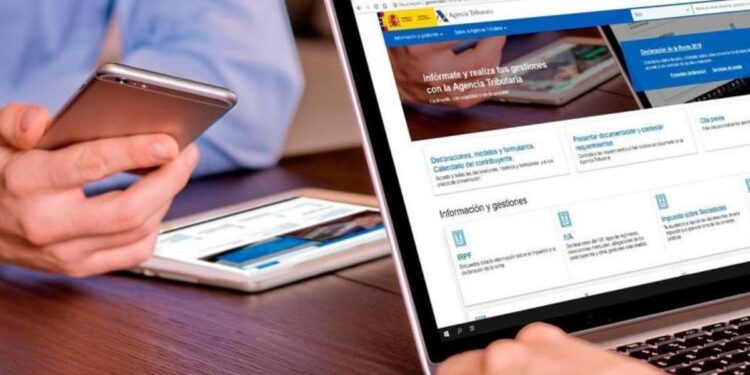 Borrador de la Declaración de la Renta 2025: cuándo se puede hacer y cómo presentarlo paso a paso por internet