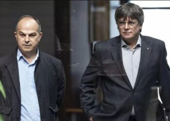 Crecen los recelos en Junts por el retraso a la tramitación sobre la cuestión de confianza a Sánchez