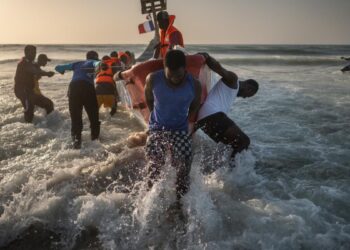 El 20% de los migrantes irregulares que cruzan la frontera de la UE entra por Canarias