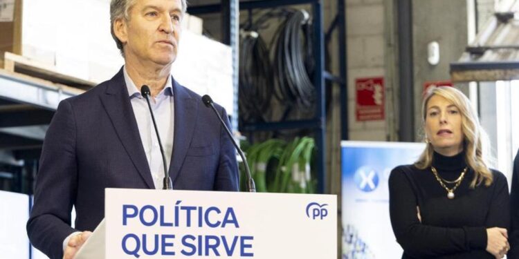 Feijóo califica de ‘revelador’ que Sánchez ‘huya’ de la cuestión de confianza de Junts