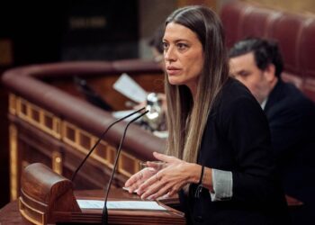 Pensionistas en vilo: el Congreso frena la subida de pensiones prevista para 2025