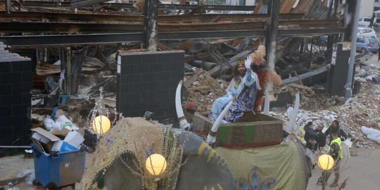 La magia devuelve la sonrisa a los pueblos devastados tras la DANA