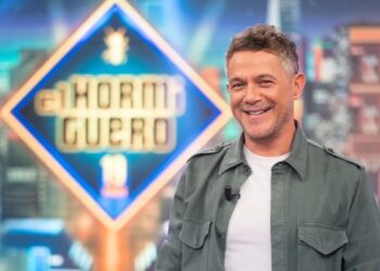 ‘El Hormiguero’ cierra la semana con broche de oro: Alejandro Sanz catapulta las audiencias de Motos ante un Broncano bajo mínimos