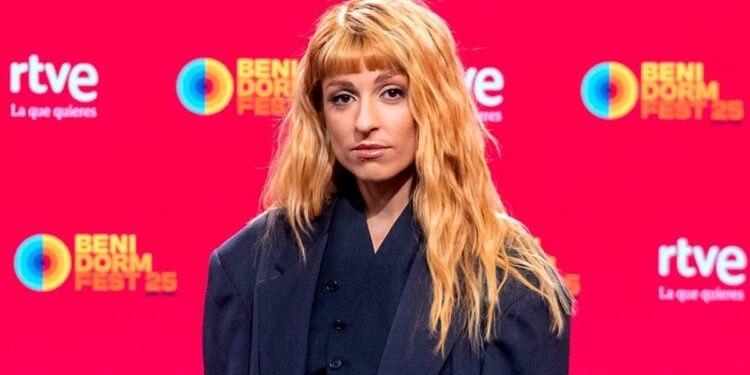 Quién es Chica Sobresalto, la artista que Operación Triunfo echó de la final se reivindica en el Benidorm Fest: así fue su actuación