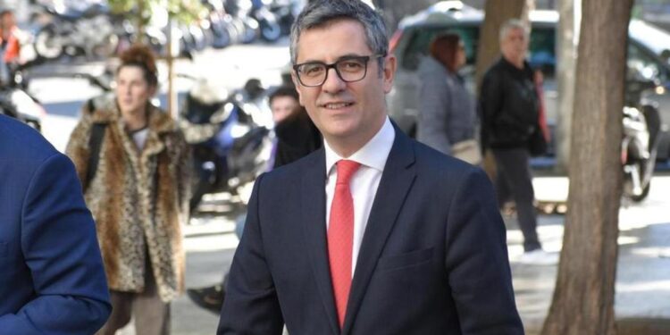 Bolaños: ‘Ayuso vive a cuerpo de rey gracias al dinero que desfalcó su pareja’