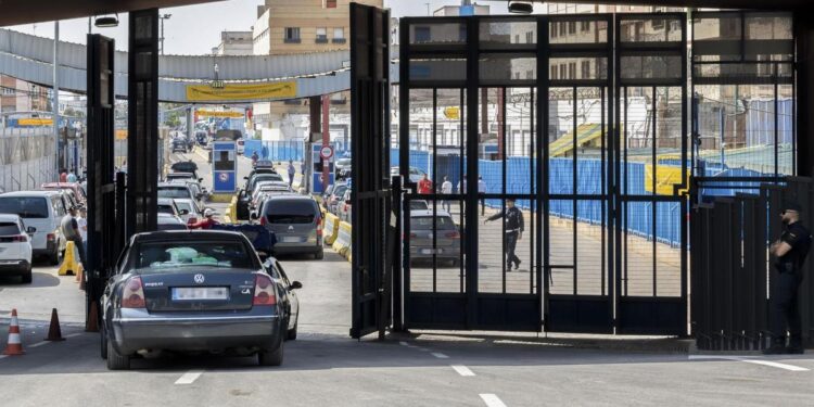 Se completa con éxito la primera exportación por la aduana de Melilla tras su reapertura