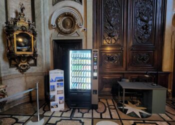 La curiosa máquina de ‘vending’ que solo puedes encontrar en la Basílica del Pilar de Zaragoza