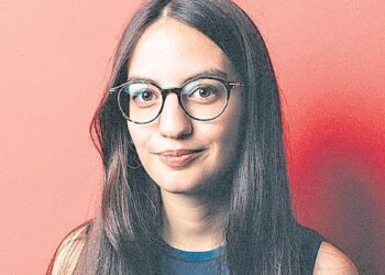 Inés García, copresentadora del pódcast ‘Punzadas sonoras’: ‘Nuestra idea siempre fue compartir conversaciones que nosotras teníamos’