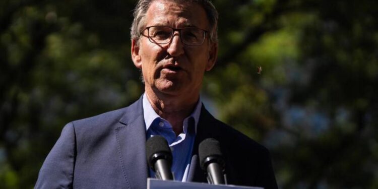 Feijóo propone un seguro de impagos para los propietarios que alquilen a menores de 40 años