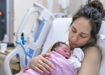 Los embarazos están durando más por el cambio climático, según un estudio