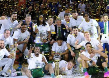 Unicaja destrona al Real Madrid y reina en Gran Canaria