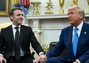 Trump anuncia ante Macron estar en ‘serias negociaciones’ con Putin para un acuerdo económico