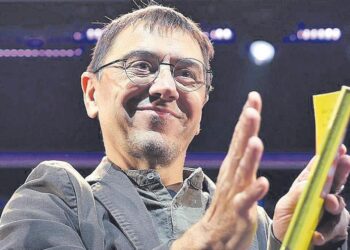 El Gobierno evita ahondar en el caso Monedero tras posicionarse con contundencia frente a Errejón