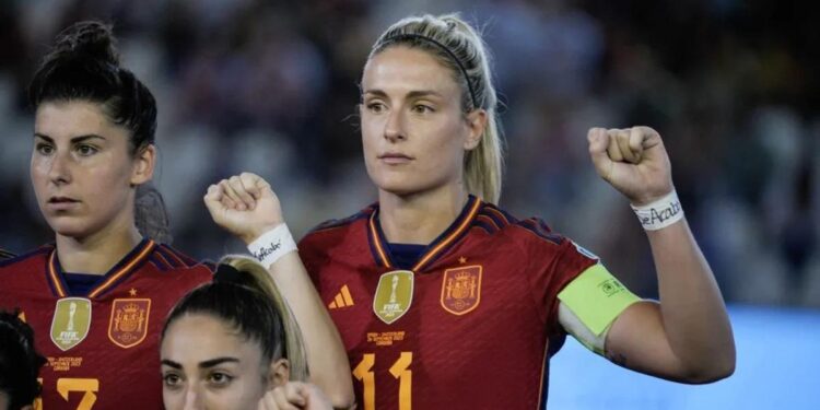 Turno para Alexia Putellas en el juicio contra Rubiales: la futbolista que se convirtió en icono mundial