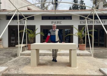 Carlos Fuentes, un sacerdote mediático al frente de cuatro parroquias en Mallorca: ‘Rechacé entrar en ‘Masterchef’, porque no sé cocinar’