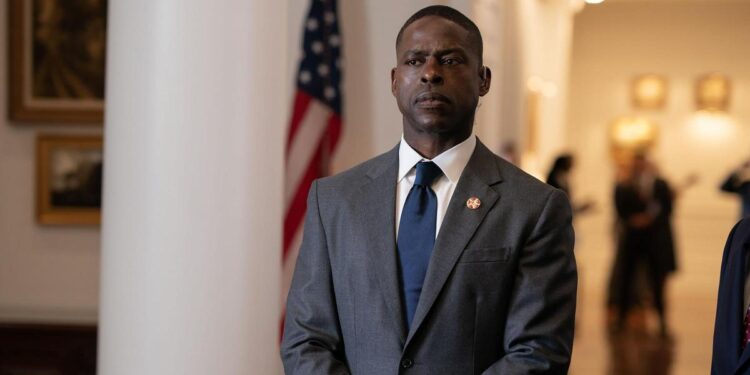 Sterling K. Brown: ‘Cuando leí el giro de ‘Paradise’, me estalló la cabeza’