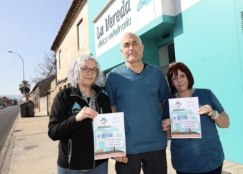 Los veterinarios de la Región de Murcia cierran sus clínicas ante el ‘hartazgo’ por el nuevo control de antibióticos