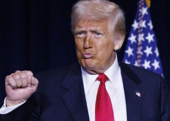 El CIS de Tezanos pregunta por la propuesta de Trump sobre Gaza horas después hacerse pública