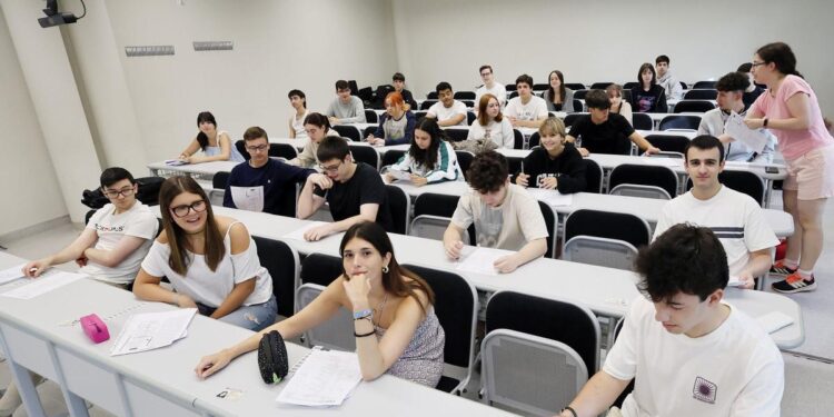 Los estudios clásicos ganan terreno en la universidad: un 26% más de matrículas en la última década