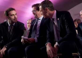 El Gobierno se reunirá con los sectores afectados por los aranceles de EEUU para trazar un plan conjunto