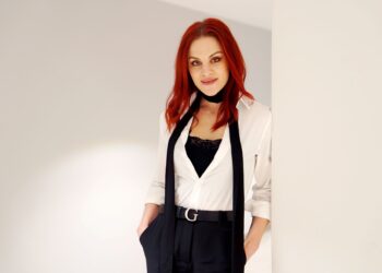 Sara García Alonso, bióloga molecular y candidata a astronauta: »La Tierra es plana’ me asusta más que ‘Houston, tenemos un problema»