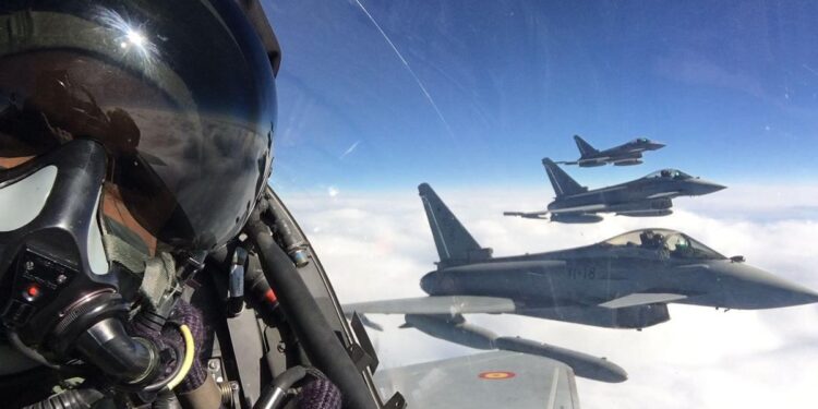 Defensa trata de cuadrar compras de misiles y aviones haya o no Presupuestos