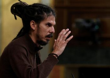 Alberto Rodríguez pide al Congreso 134.000 euros como indemnización por la retirada de su escaño