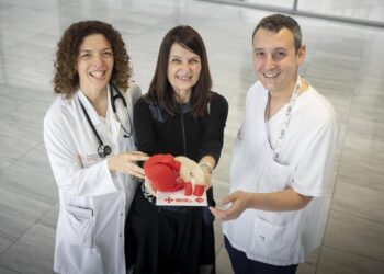 Curada de cáncer de mama y de insuficiencia cardiaca en un hospital de Barcelona: ‘No hizo falta trasplantarme’